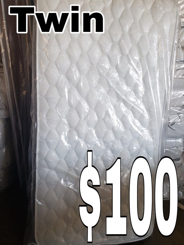 New Queen Pillow Top