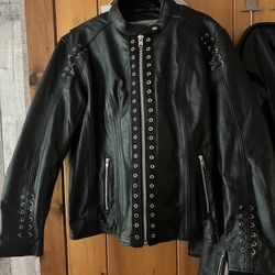 Women’s Xelement Leather Jacket- Conceal Carry Pocket **Brand new With Tags**