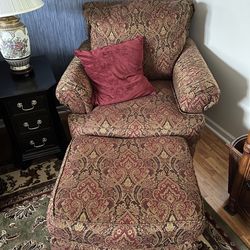 Chair In  Excellent Condition