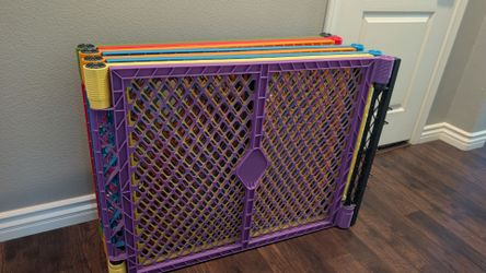 North States Super Yard (playpen) with wall mounts
