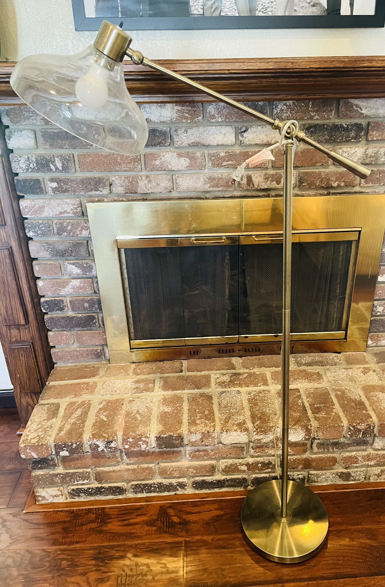 Standing Gold / Brass Lamp