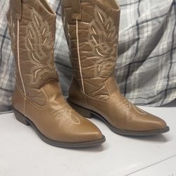 Women’s Cowboy Boots 