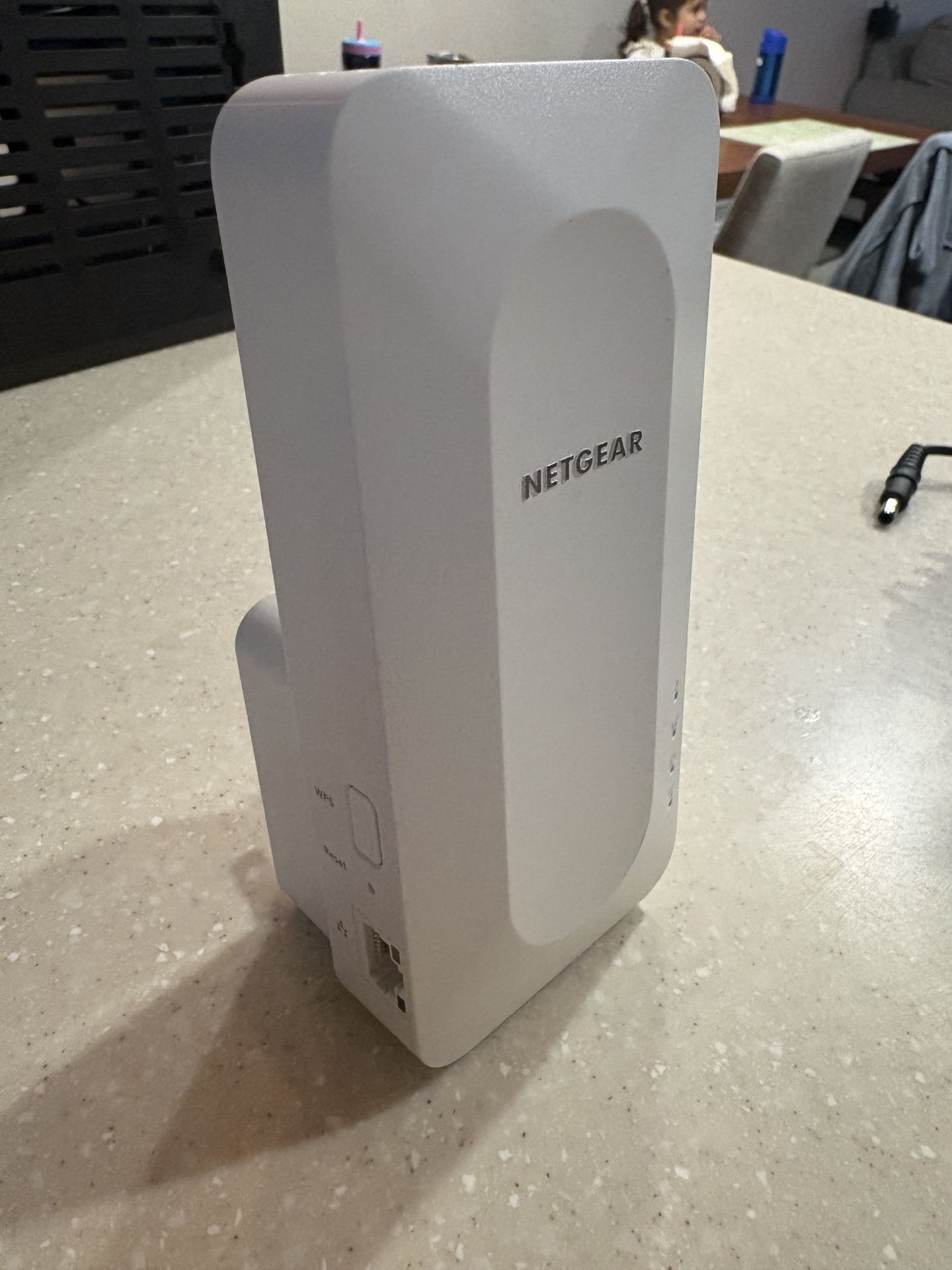 NETGEAR® AX1800 Mesh Extender