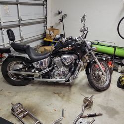 2003 Honda Shadow 600 Motorcycle 