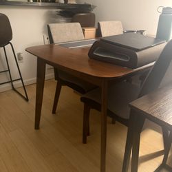 Modern Dining Table + 4 Chairs (Expandable to Seat 6)