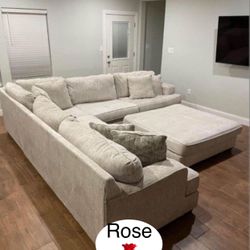 Rawcliffe Parchment Modular Sectional❇️ Moden  Oversized Long Seccional ☄️ Brand New 💥