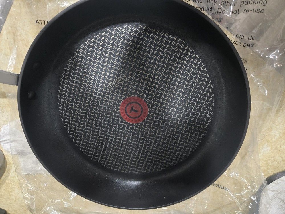 Tefal pan