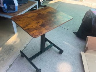 Small Rolling Desk Adjustable