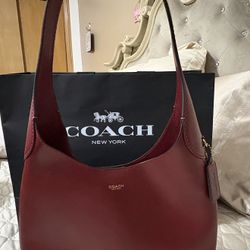 New Brooklyn Shoulder Bag 28 ‼️