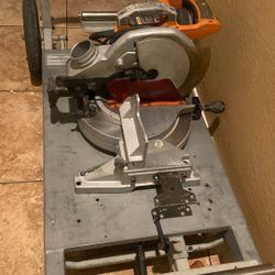 Mitter  Saw With Table 