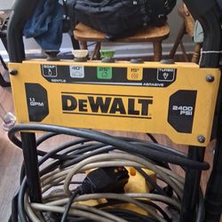 DeWalt Presser Washer