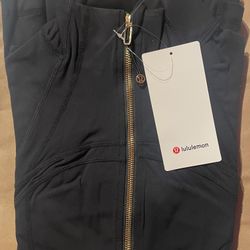 Lululemon Jacket, Size 8, Black & Gold