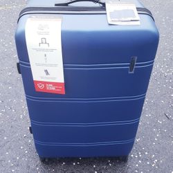 Swiss Mobility 29.5" Hardside Suitcase