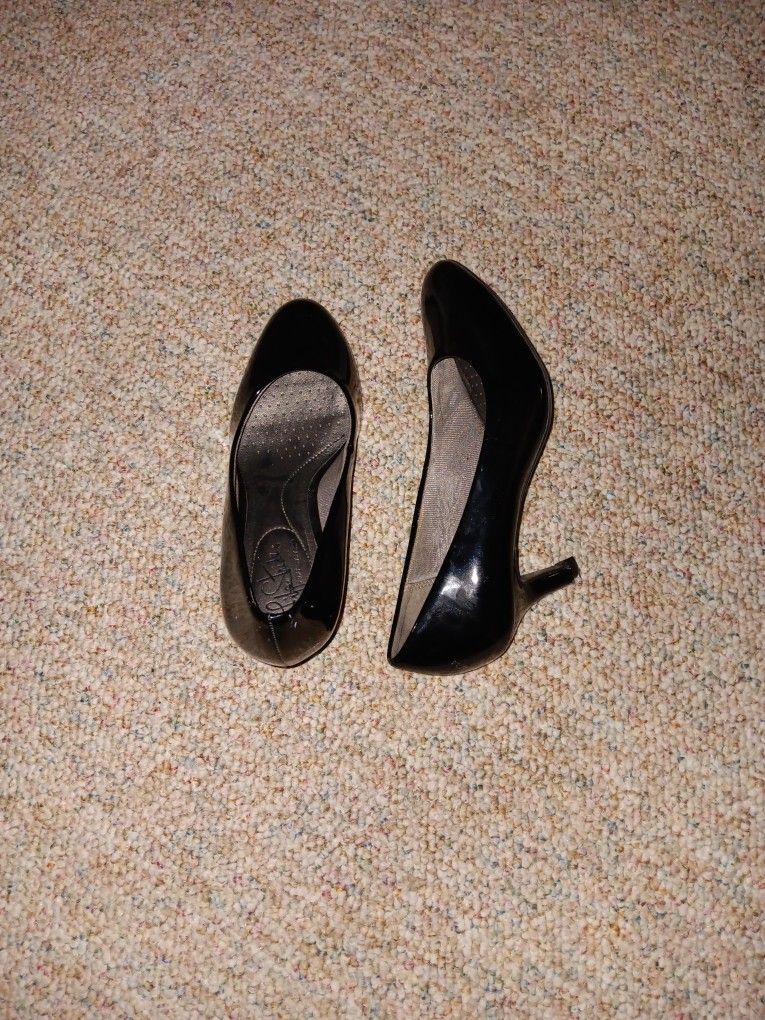 Black High-heels