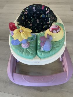 Safety 1st Baby Walker