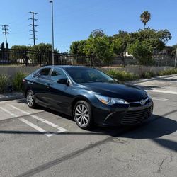 2017 Toyota Camry Hybrid