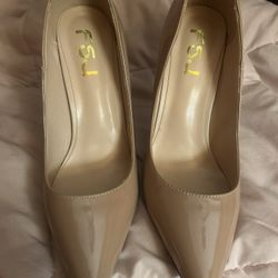 Tan Heels 