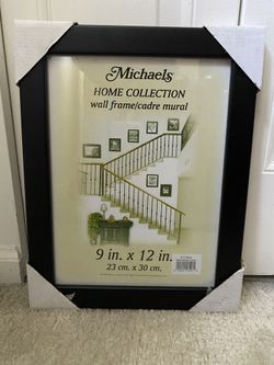 9x12 Black Wood Frame
