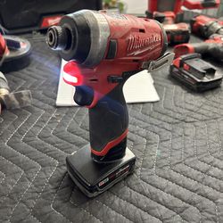 Milwaukee M12 Impact Driver Fuel - Tool Only
