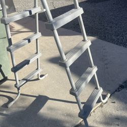 Pool Ladder