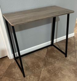 (NEW) 32” Wide Folding Computer Desk
