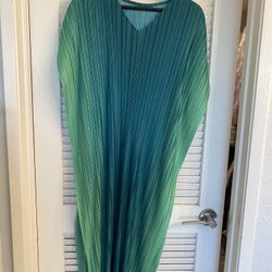 Party Dress Size L Brand New