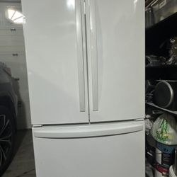 Whirlpool French door refrigerator