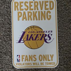 Los Angeles Lakers Sign
