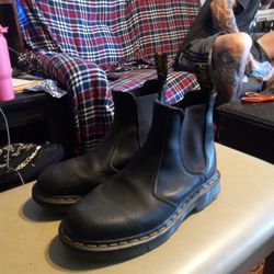 Womens Doc Marten's Chelsea Steel Toe Boots, size 6