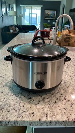 Crockpot Slow Cooker NEW