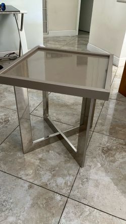 Modern Side Table 2‘ height, 22 1/2 inches wide