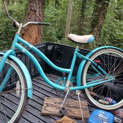 Kulana Hiku Woman 26 In. Beach Cruiser