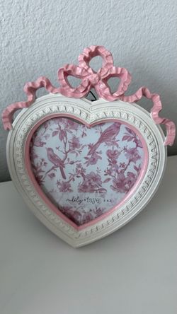 heart picture frame
