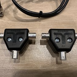 Shure UA221 Passive Antenna Splitter/Combiner