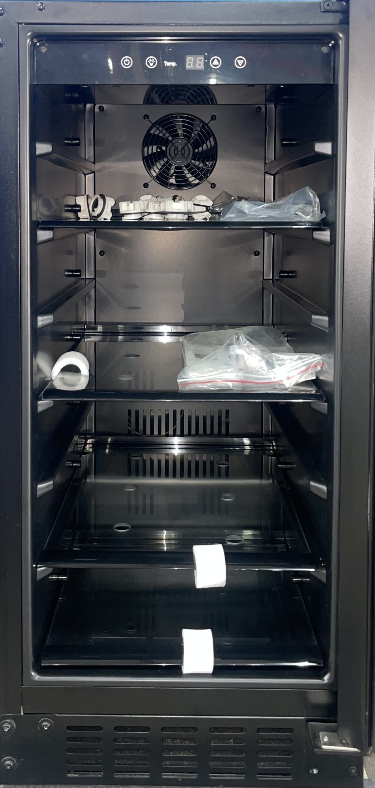 AZURE Refrigerator Mini Fridge A115RO 02271 .