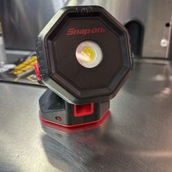 Snap On Flood Light