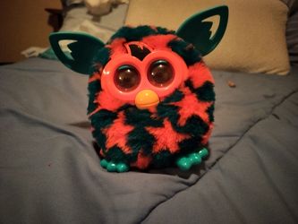 Furby Boom "Orange stars" furby