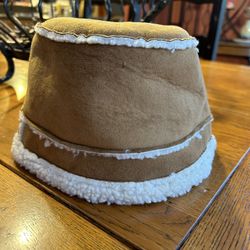 Polar Fleece Bucket Hat (looks like UGG) - Never Worn