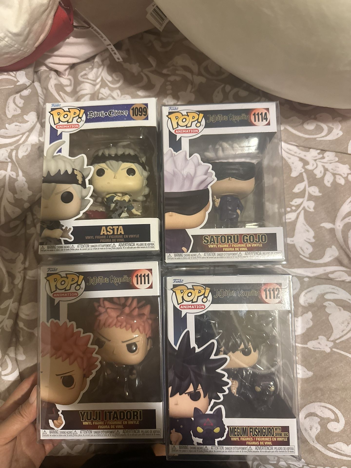 Funko Pop jujutsu kaisen and black clover