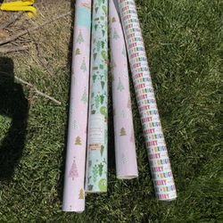 Free Christmas Wrapping Paper