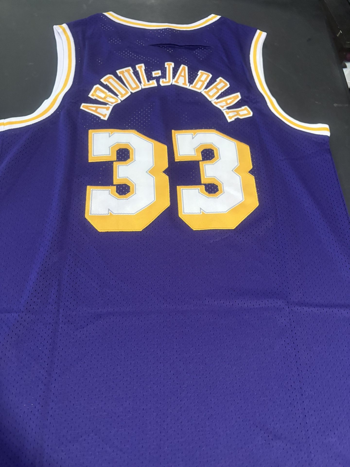 Lakers Kareem Jersey. New. 2x