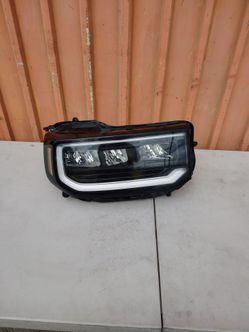 2026 Honda passport right headlight OEM
