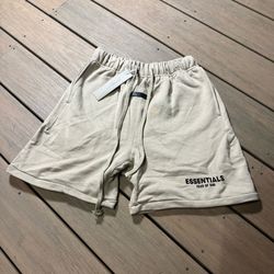 SIZE L SHORTS Essential