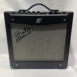 fender mustang 1  v.2 amp