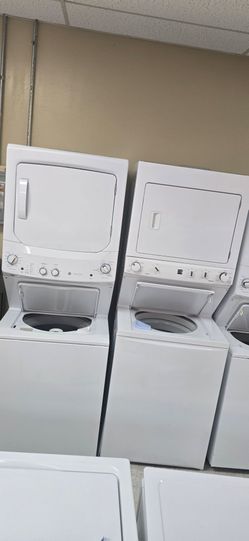 GE Stacked Washer Dryer Laundry Center