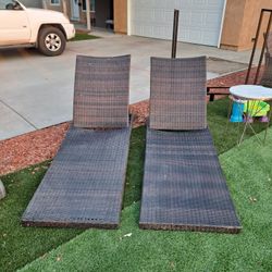Floor Pool Lounge Chairs 