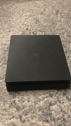 Playstation 4 slim