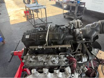 GM 6.0 engine