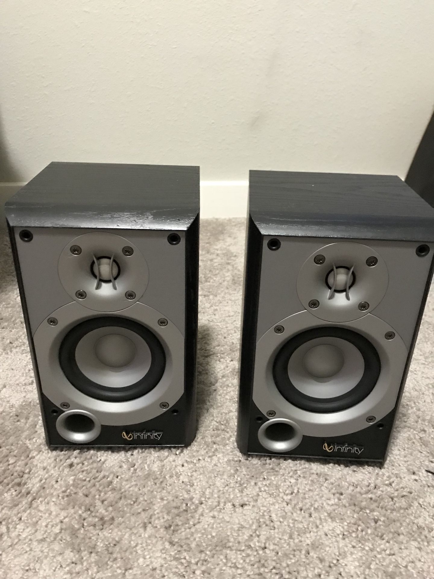 Infinity surround sound speakers for Sale in Lynnwood, WA OfferUp