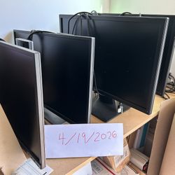 Dell Monitors for Sale (LOT - Need them all to go!)
